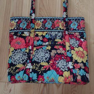 SALE!!! EUC Vera Bradley Large Tote 18x14